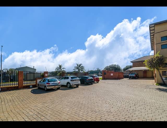 20M² OFFICE TO LET IN WELTEVREDEN PARK